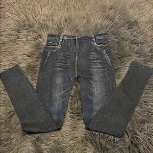 Super cute jeggings